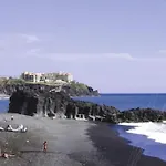 Sunny Bayhill With Swimming Pool Appartamento Funchal (Madeira)