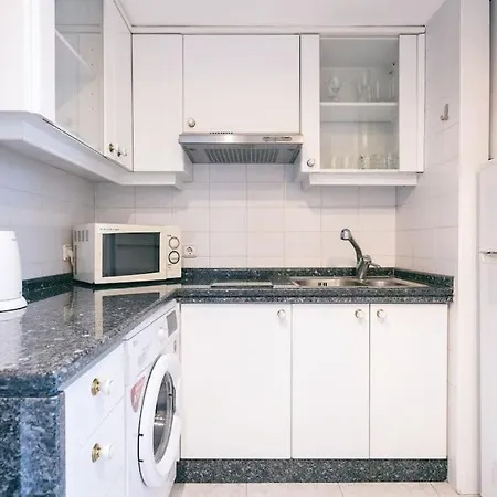 Sunny Bayhill With Swimming Pool Funchal (Madeira)