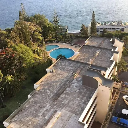 Sunny Bayhill With Swimming Pool * Funchal (Madeira)